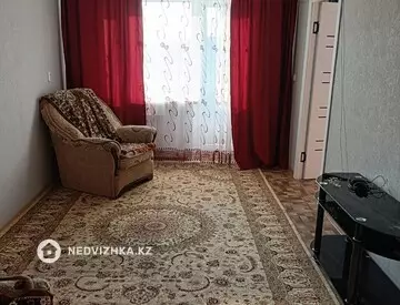 2-комнатная квартира, этаж 4 из 4, 42 м²