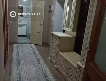 2-комнатная квартира, этаж 8 из 10, 70 м², На длительный срок