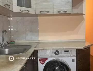 1-комнатная квартира, этаж 3 из 4, 33 м²