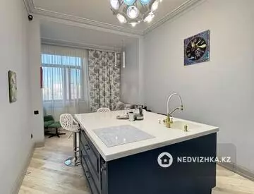 2-комнатная квартира, этаж 11 из 12, 103 м²