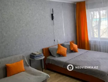 1-комнатная квартира, этаж 1 из 5, 31 м², Посуточно