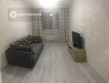 1-комнатная квартира, этаж 3 из 9, 38 м²