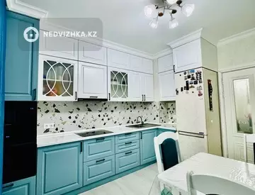 3-комнатная квартира, этаж 2 из 24, 92 м²
