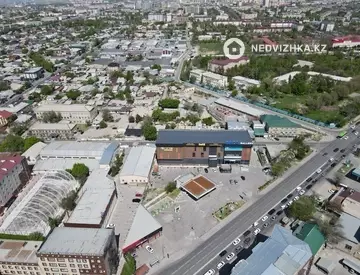 Помещение, этаж 2 из 4, 1 000 м², На длительный срок