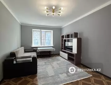 1-комнатная квартира, этаж 3 из 7, 44 м²
