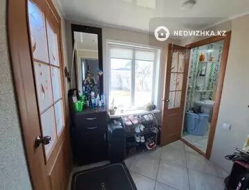 3-комнатная часть дома, 10 соток, 50 м²