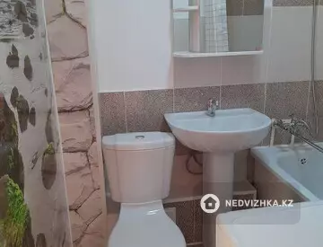 3-комнатная квартира, этаж 4 из 5, 56 м²