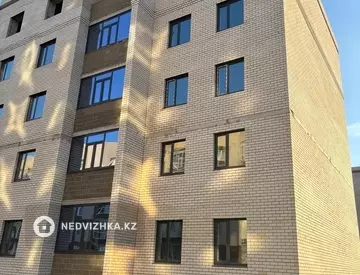 3-комнатная квартира, этаж 2 из 5, 106 м²