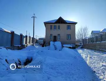 4-комнатный дом, 7 соток, 255 м²