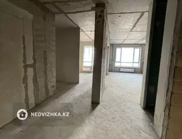 4-комнатная квартира, этаж 18 из 19, 155 м²