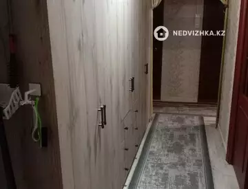 Подселение, 3 комн., 70 м²