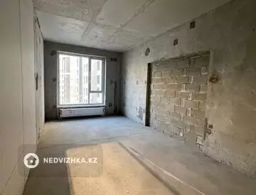 3-комнатная квартира, этаж 8 из 16, 122 м²