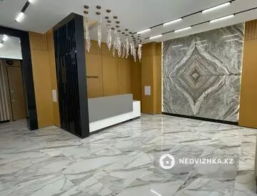 3-комнатная квартира, этаж 7 из 12, 110 м²