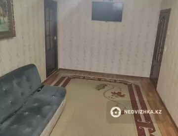 4-комнатная квартира, этаж 5 из 6, 92 м²