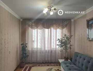 4-комнатная квартира, этаж 5 из 6, 92 м²