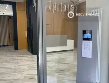 3-комнатная квартира, этаж 9 из 12, 86 м²