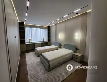 3-комнатная квартира, этаж 11 из 16, 123 м²