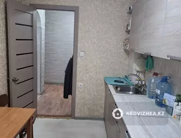 2-комнатная квартира, этаж 3 из 5, 48 м²