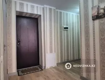 1-комнатная квартира, этаж 1 из 9, 38 м²