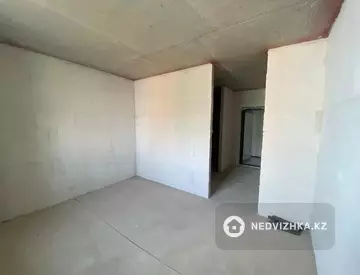 2-комнатная квартира, этаж 8 из 9, 49 м²