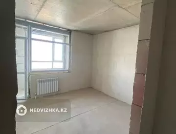 2-комнатная квартира, этаж 8 из 9, 49 м²