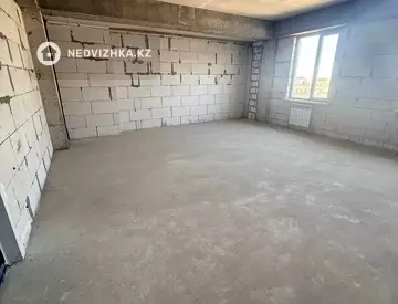 2-комнатная квартира, этаж 3 из 3, 49 м²