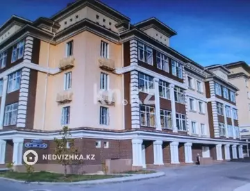 3-комнатная квартира, этаж 5 из 6, 108 м²