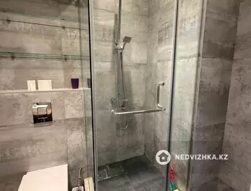 1-комнатная квартира, этаж 4 из 9, 42 м², На длительный срок