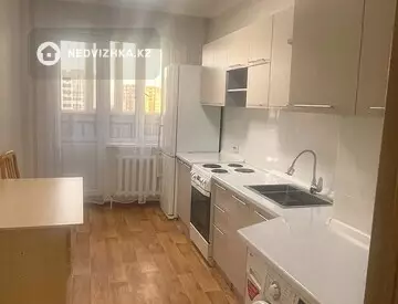 1-комнатная квартира, этаж 15 из 17, 47 м²