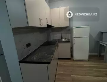 2-комнатная квартира, этаж 1 из 7, 60 м², На длительный срок