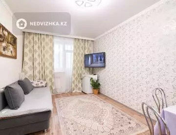 2-комнатная квартира, этаж 1 из 9, 38 м²