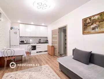 2-комнатная квартира, этаж 1 из 9, 38 м²