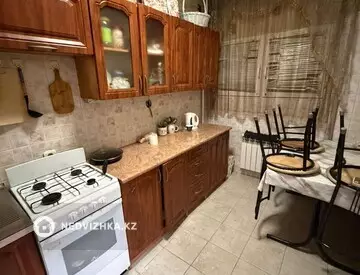 2-комнатная квартира, этаж 4 из 7, 57 м²