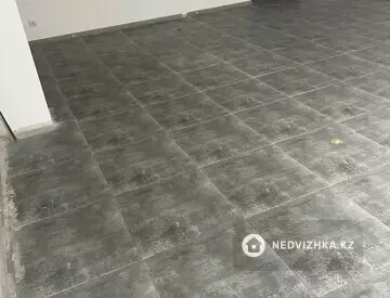 Помещение, этаж 1 из 11, 94 м², На длительный срок