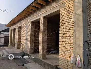 5-комнатный дом, 2.5 соток, 152 м²