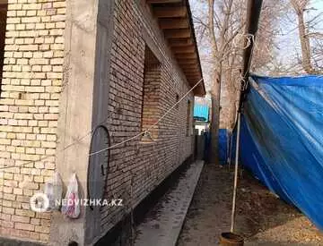 5-комнатный дом, 2.5 соток, 152 м²