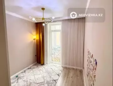 2-комнатная квартира, этаж 3 из 12, 38 м²