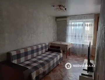 2-комнатная квартира, этаж 9 из 9, 44 м², На длительный срок