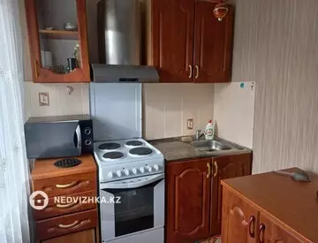 2-комнатная квартира, этаж 9 из 9, 44 м², На длительный срок