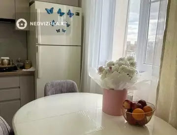 3-комнатная квартира, этаж 9 из 9, 70 м²