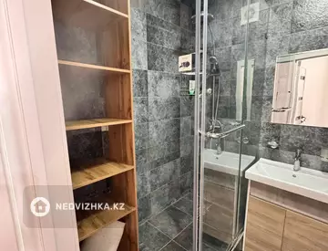 2-комнатная квартира, этаж 6 из 18, 54 м²