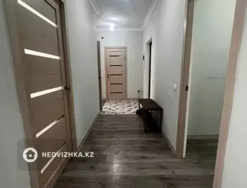 2-комнатная квартира, этаж 12 из 12, 55 м²