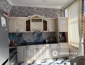 2-комнатная квартира, этаж 3 из 5, 70 м²
