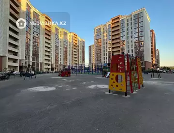 1-комнатная квартира, этаж 3 из 12, 41 м²