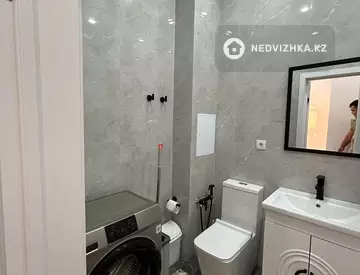 1-комнатная квартира, этаж 3 из 12, 41 м²