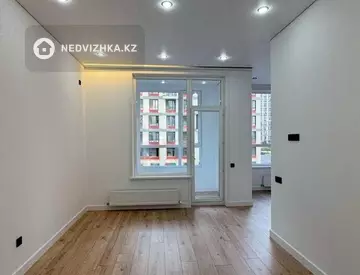 1-комнатная квартира, этаж 3 из 18, 40 м²