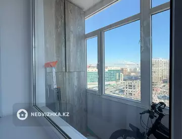 3-комнатная квартира, этаж 12 из 16, 70 м²