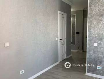 3-комнатная квартира, этаж 12 из 16, 70 м²