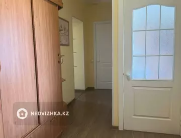 2-комнатная квартира, этаж 8 из 9, 63 м²