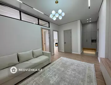 2-комнатная квартира, этаж 10 из 18, 42 м²
